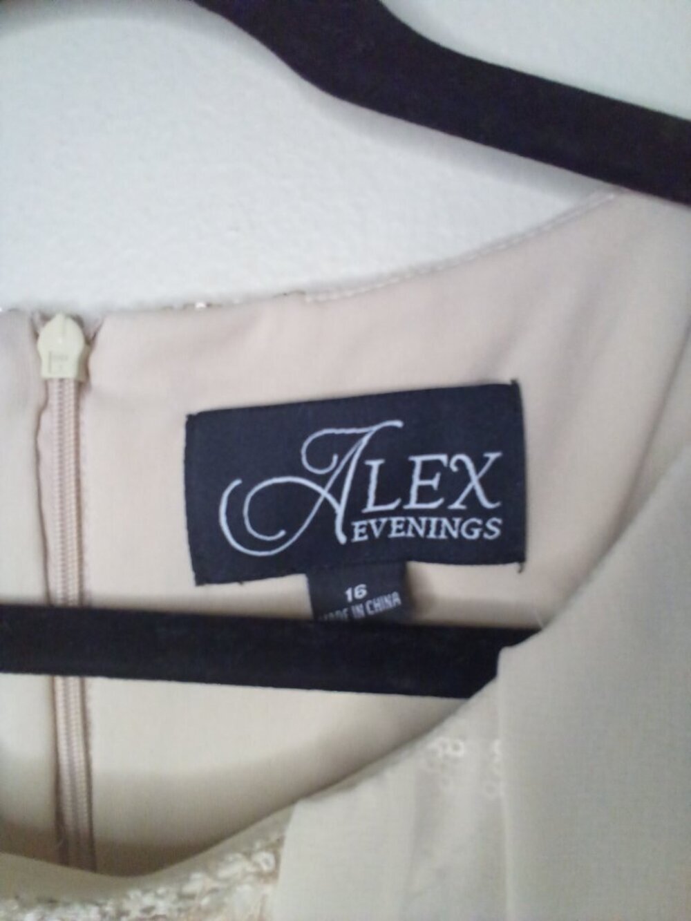 Alex Evenings Dress Women 16 Sleeveless Sheer Drape Sleeve Sequins Tan - Picture 11 of 15